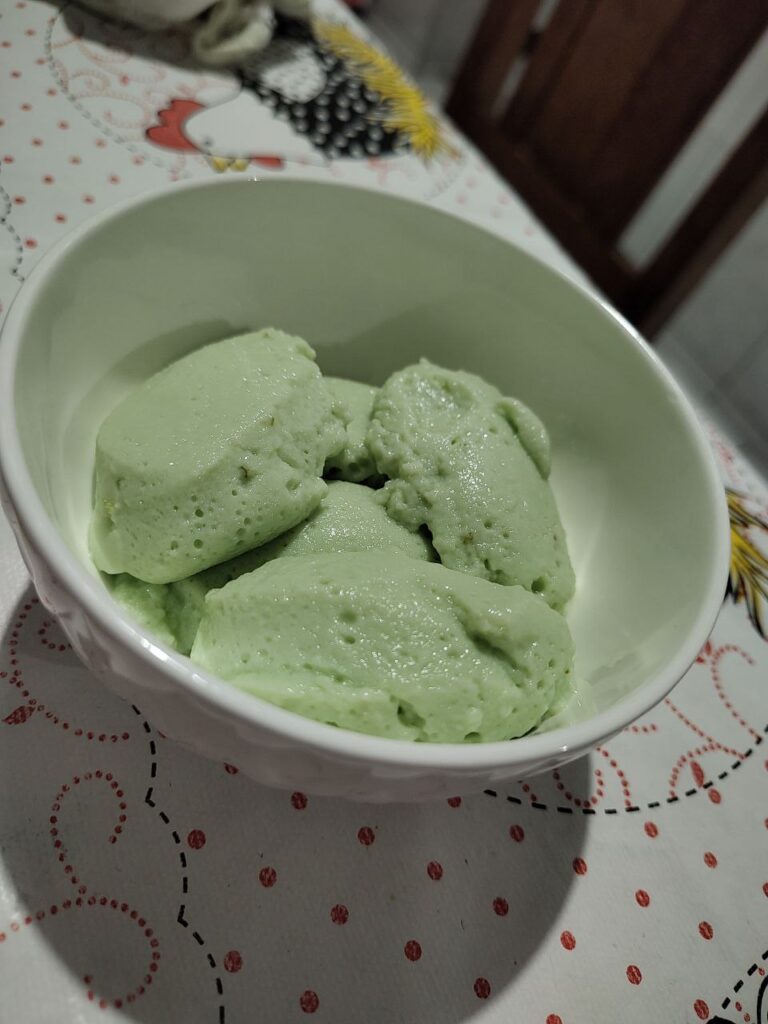 photo_2025-07-17_02-21-22 mousse de limão